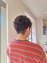 ローレン(LOREM)&nbsp;大人ウェービー/ツーブロック/お洒落パーマ/刈り上げ/スッキリ