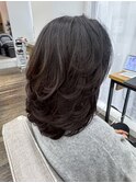 60代ミディアムロングレイヤーでエレガントに