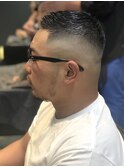 【原田】スキンフェード　サイドパート　クロップ