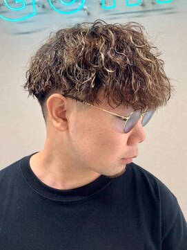 ジーニー 新百合ヶ丘(Genie) ダークアッシュニュアンスパーマ韓国マッシュベリーショート