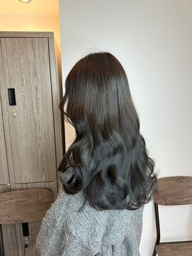 ネウィ 調布(newi) ミディアムレイヤー/ベージュカラー/くびれヘア