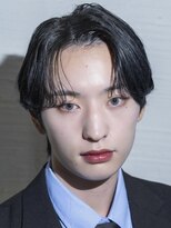 シド 表参道(s.i.d)&nbsp;Kpopアイドルヘアメイク／韓国センターパートヘア