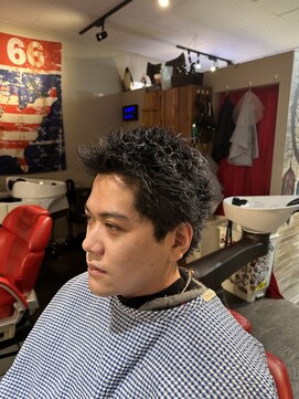 サンアンドマーリィズバーバー 駅前店(SON&MARLEY'S BAR BER) 刈らないスパイキー/本厚木/フェード
