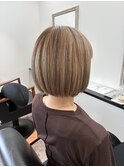 ボブ、ローライト