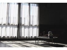 優しい光が差し込む待合室♪