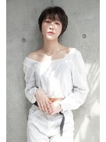 ミューズ バイ ケンジ(MUSE by KENJE) ショートボブ × 小顔ショート × シースルー