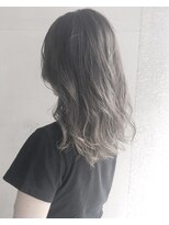 ヘアーアンドアトリエ マール(Hair&Atelier Marl)&nbsp;【Marl】フォギーグレージュカラーの外国人風セミディ