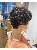 ラフな無造作パーマ×ショート