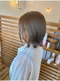 外ハネ 切りっぱなし ミントアッシュ