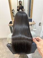 ミント 鳳(Mint.)&nbsp;20代 30代 40代 艶ロング イメチェン フェミニン ダークアッシュ