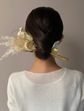 オリ('Oli) タイトシニヨン