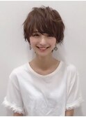 美髪シアーカラーピンクブラウンショートカット切りっぱなしボブ