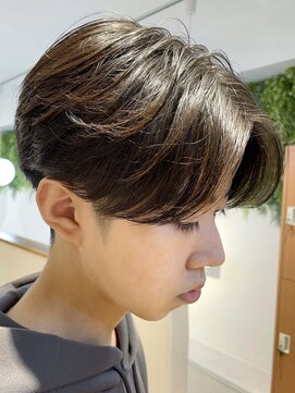 ビューブルー 亀戸錦糸町(VIEW BLUE) 毛流れセンターパートカルマパーマ/ニュアンスパーマ