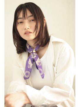 ファム(FAM) ウルフボブ　レイヤー　地毛風ストレート　代官山　中目黒　渋谷