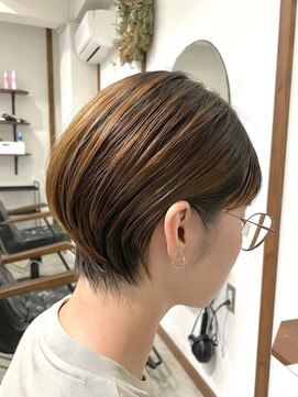 ルイ(ROUIS produced by LUCK 津田沼) ROUIS 津田沼 耳かけショート
