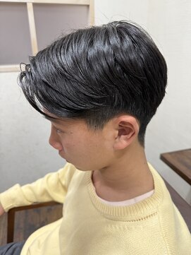 パリシ Polish 学生カット