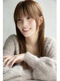 大人のストレート艶髪ヘア グレージュカラーナチュラルモード