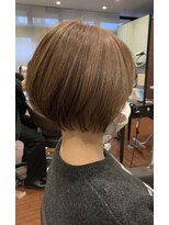 アヴァンス 光明池店(AVANCE.)&nbsp;白髪ぼかしショートボブ