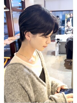 ジゼラ(GISELA) ハンサムショート