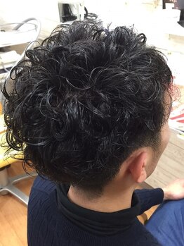 カット技術でシンプルなのに差がつく♪カジュアル・フォーマル共にカッコよくキマるメンズヘアに！