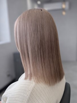 コタ 水戸(COHTA) レイヤーカットミルクティーベージュブリーチなしダブルカラー