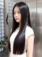 arteficeのトリートメントに感動！《今までのサロンと圧倒的に手触りが違うとの口コミ多数！》
