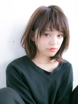 リリアン 表参道(relian) ラベンダーアッシュな外ハネセミディ