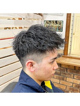 ヴェルゴ(vellgo) 短髪ツーブロック×ツイストスパイラルパーマヘア!