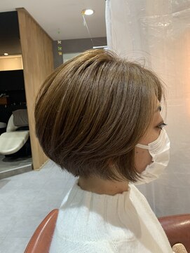 リベア トウキョウ 東大島店(Rever Tokyo) ベージュカラー【東大島/東大島駅】