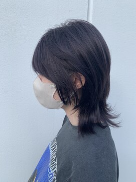 グロウ 丸の内(GLOW) ウルフカットグレージュシルバーグレーアッシュ顔周りウルフ甲府