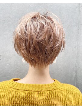 エニ 自由が丘(ENi) 黒髪/グレーベージュ/レイヤーロング/前髪パーマ[自由が丘駅]