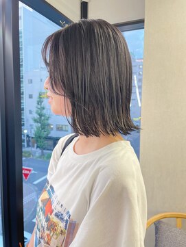 キジ(kiji) ボブ / レイヤーボブ / 外ハネボブ 〔久屋大通/久屋/丸の内〕