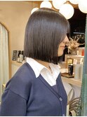 冬の時期も！髪質改善縮毛矯正でナチュラルな切りっぱなしボブ