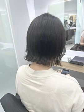 クシュ 本川越店(kusyu...) イメチェンホワイトブロンド外ハネボブ美髪ワイドバング韓国黒髪