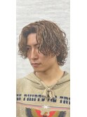 センターパートウルフサーフカールスパイラルパーマハイライト