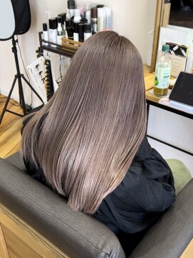 ファヴォリヘアー(favori hair) ブリーチカラー