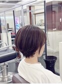 耳にかけれるショートヘア欲しい