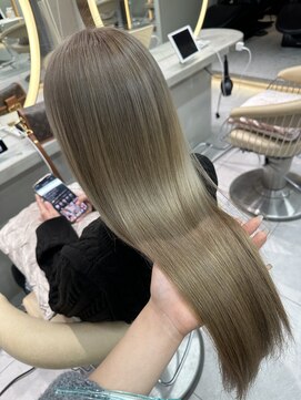 ロンドルピナス 小倉(Lond Lupinus) ミディアムヘア暗めカラー/デザインカラー/フェイスフレーミング