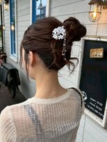アズグロウヘアー(AS GROW HAIR)&nbsp;上品ルーズお団子アレンジ