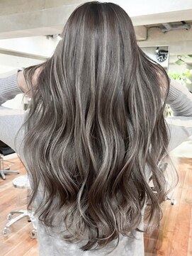 キング 梅田(K!ng) ブリーチハイライト髪質改善ダブルカラーレイヤーカット