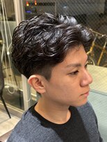 ノイセルヘアー(Noisyle Men's hair) リバースセンターパート/ニュアンスパーマ/ダウンバング/MEN'S