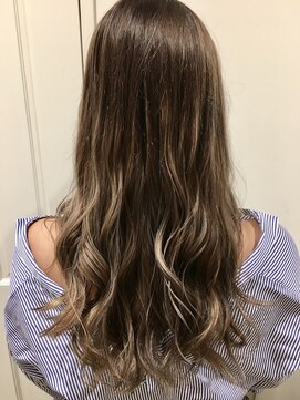 エイト新宿店(EIGHT shinjuku) EIGHT shinjuku 【エイト】新宿 バレイヤージュハニーヘア
