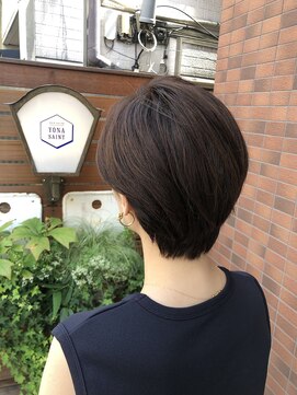 ヨナサン(Yona Saint) ショートボブ