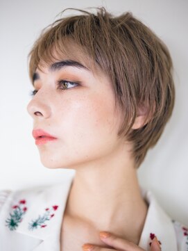 ピズム(PISM) クールショート/ペールベージュ/ベビーバング/マッシュ