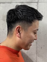 フイ メンズヘア ヨヨギ(Hui men's hair yoyogi) メンズ/アップバング/ツーブロックマッシュ/束感ショート/波巻き