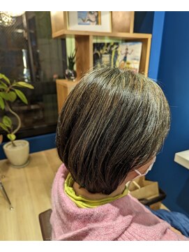 風の中の髪 オーガニックヘナ