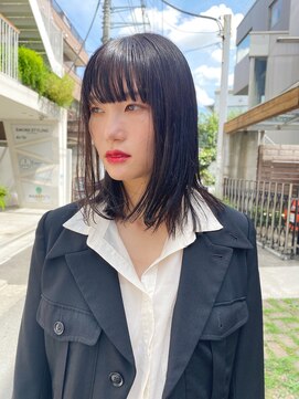ロッソサンテ(rosso sante) 黒髪ストレート