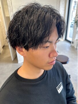 ヨル(Jor) センターパート/モテる黒髪パーマ