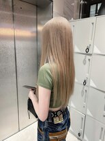 リリー(Lilley)&nbsp;【lilley 稲永麻衣】エクステ+ブリーチカラー+韓国ヘア