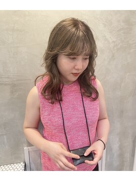 ユニコ(unico) オリーブベージュ/ブリーチなしカラー/髪質改善